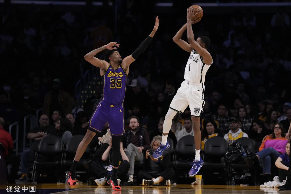 队垂涎的目 队垂涎的目