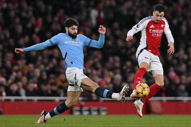 于交易完成 于交易完成